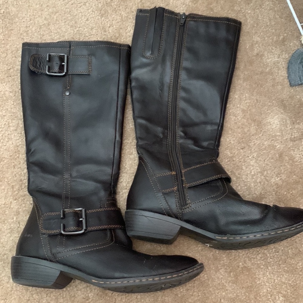 Brown boots